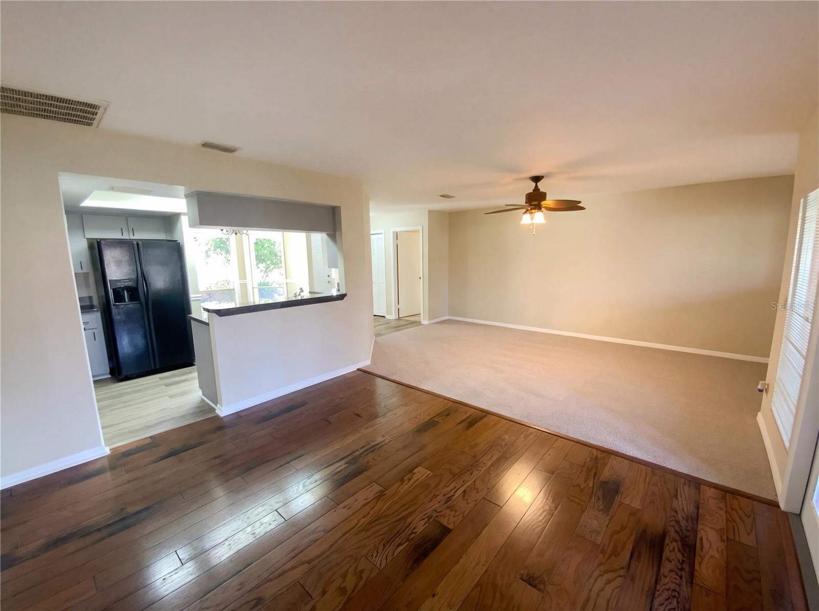 Image 23 of 26 For 1610 Dalary Point