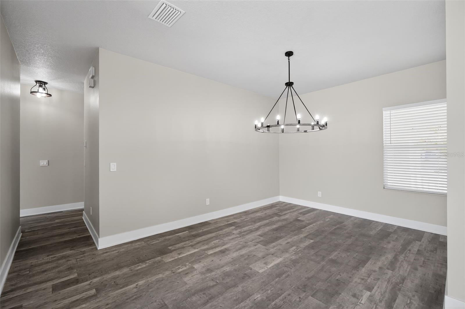 Image 10 of 34 For 20054 Nob Oak Avenue