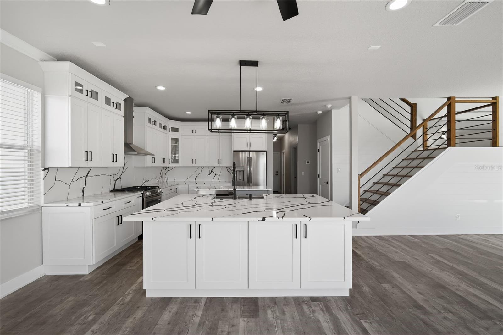 Image 14 of 34 For 20054 Nob Oak Avenue