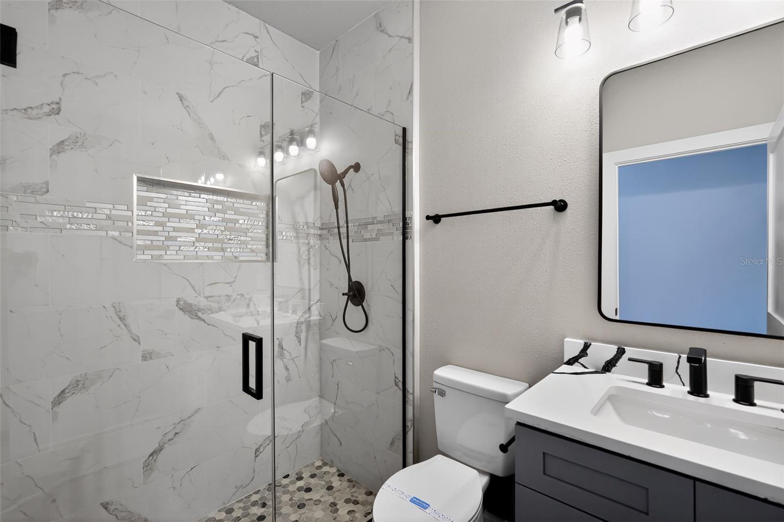 Image 26 of 34 For 20054 Nob Oak Avenue