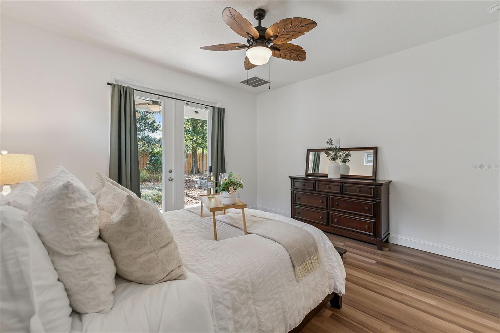 Image 24 of 50 For 1717 17th Lane