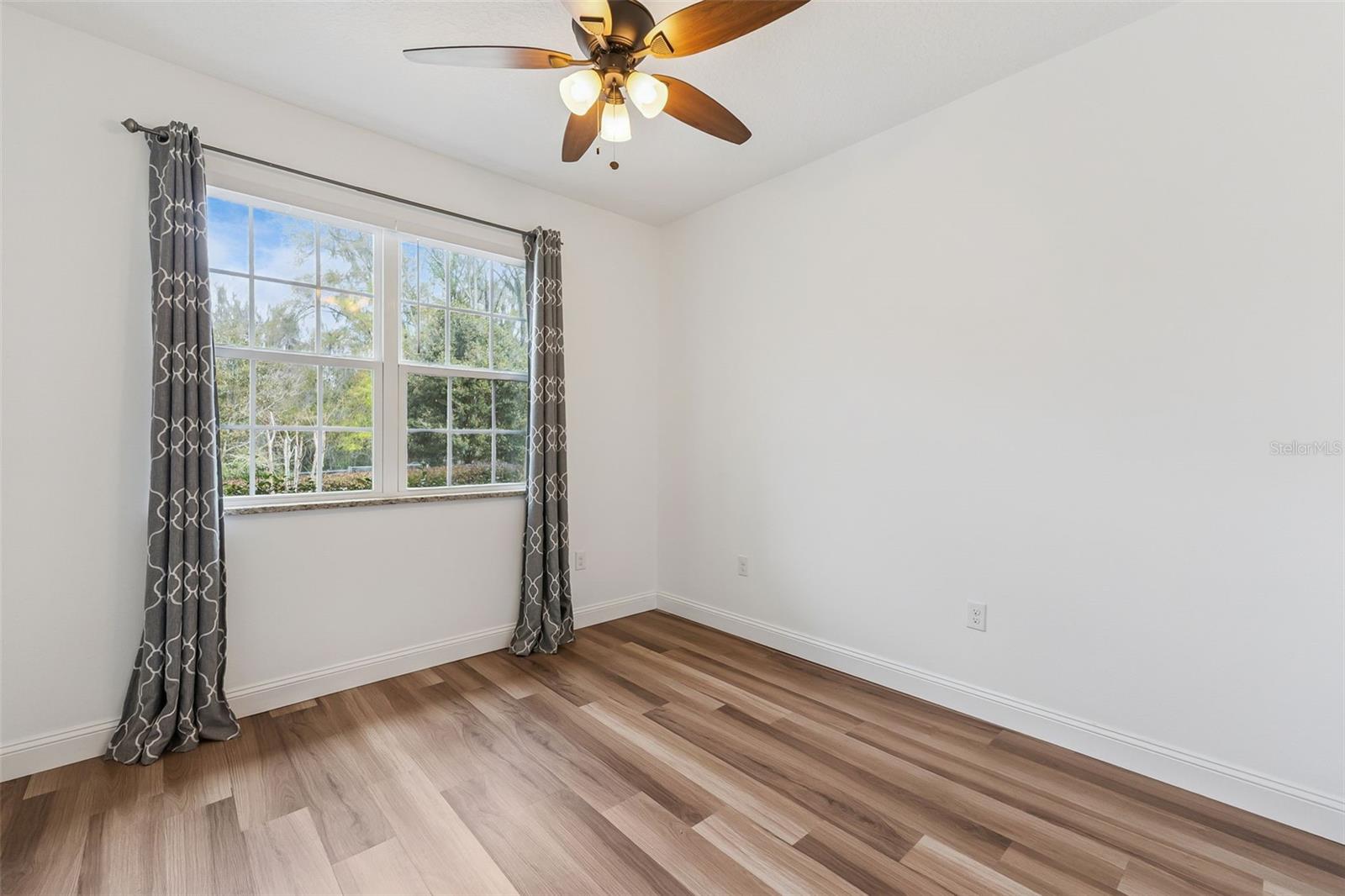 Image 30 of 50 For 1717 17th Lane