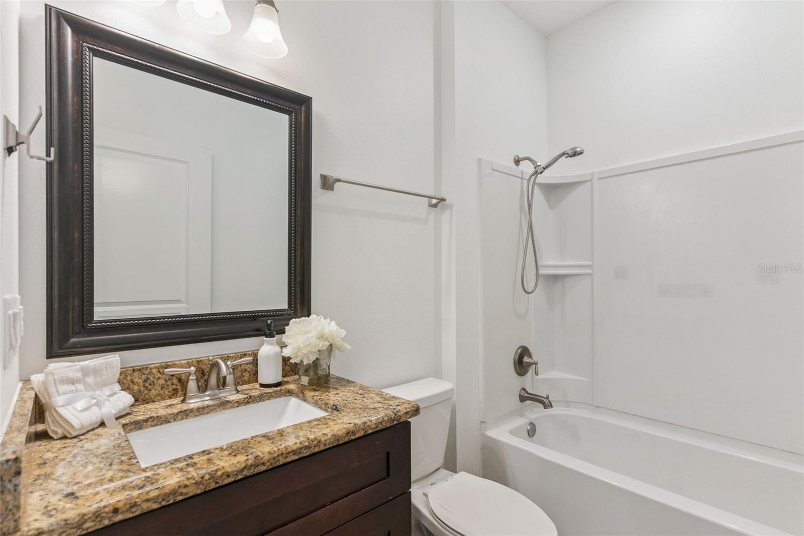 Image 37 of 50 For 1717 17th Lane