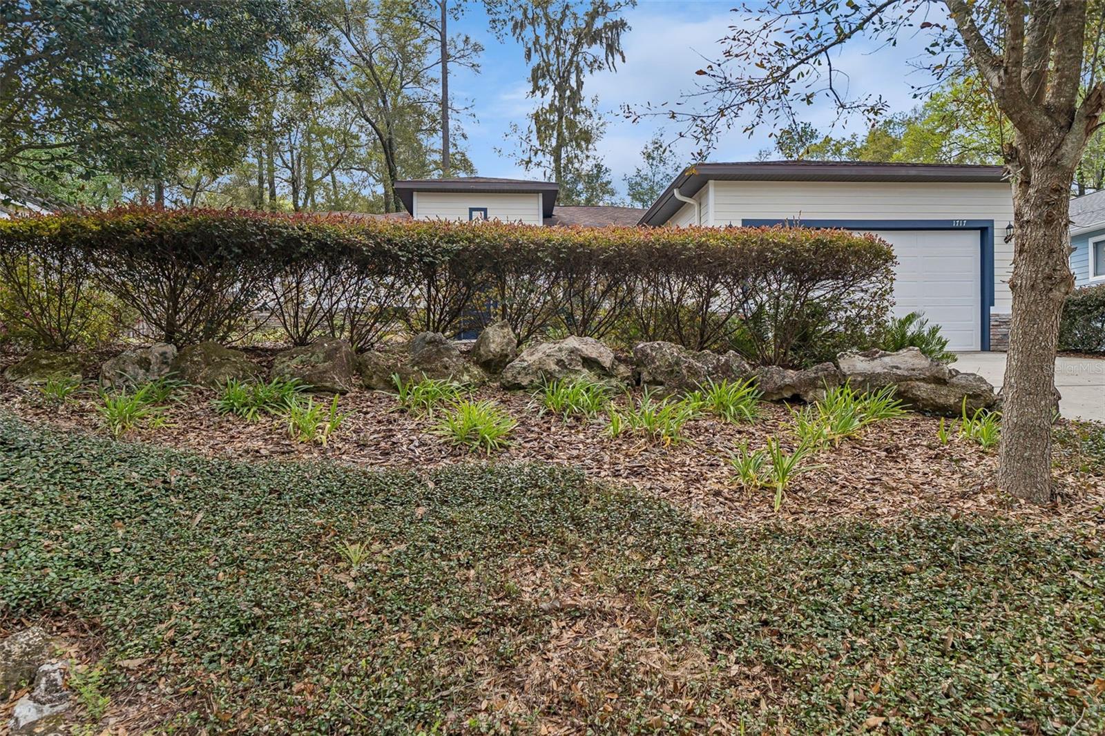 Image 6 of 50 For 1717 17th Lane