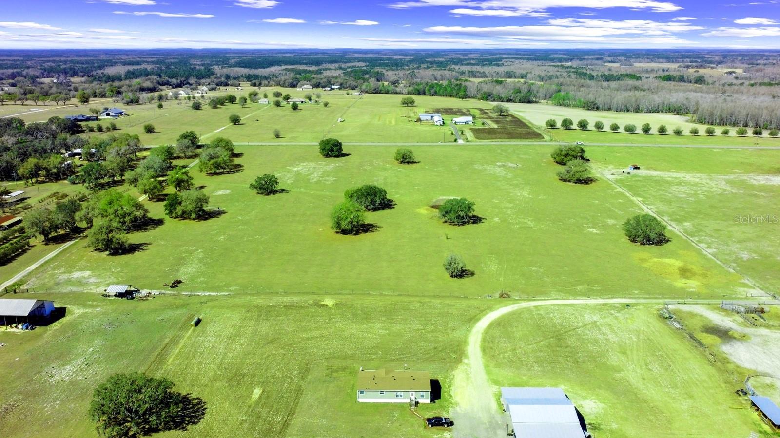 Image 17 of 49 For Bay Lake Road