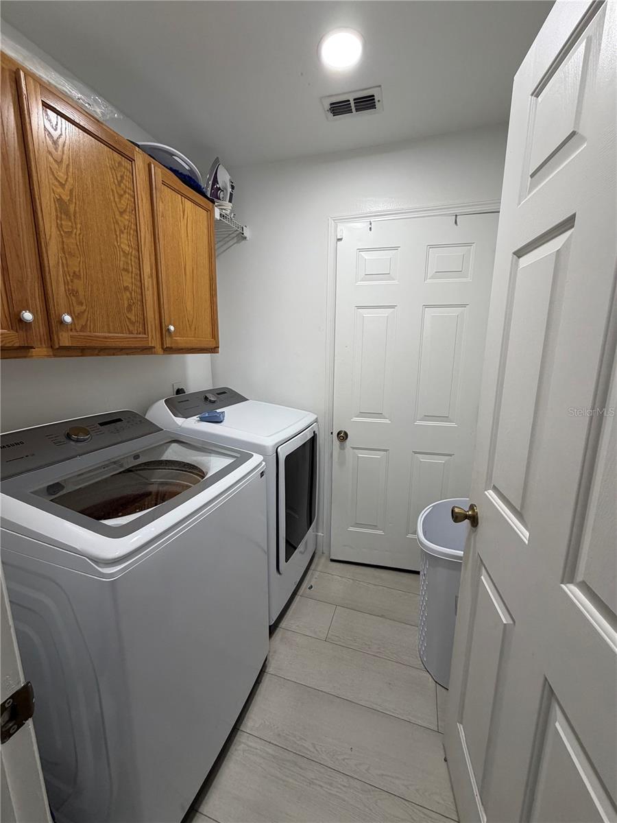 Image 12 of 22 For 107 Sandpebble Place