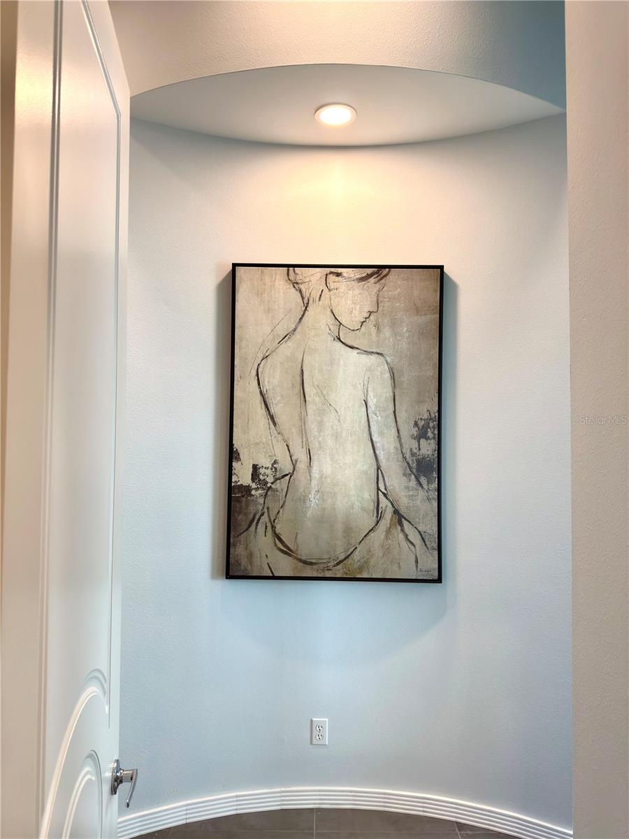 Image 14 of 73 For 6049 Lady Bet Drive