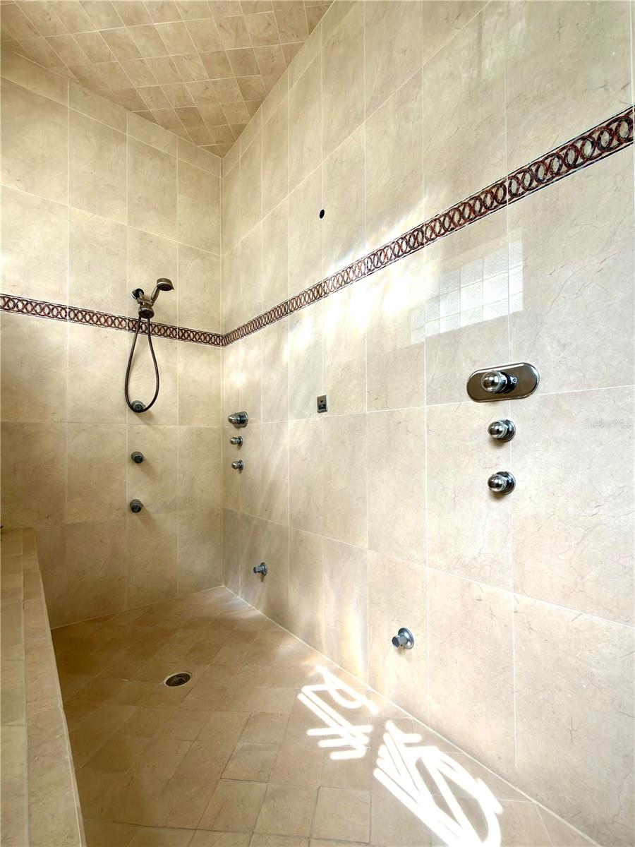 Image 19 of 73 For 6049 Lady Bet Drive