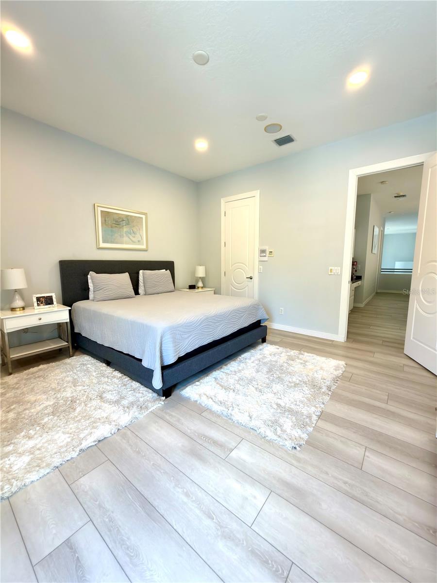 Image 54 of 73 For 6049 Lady Bet Drive