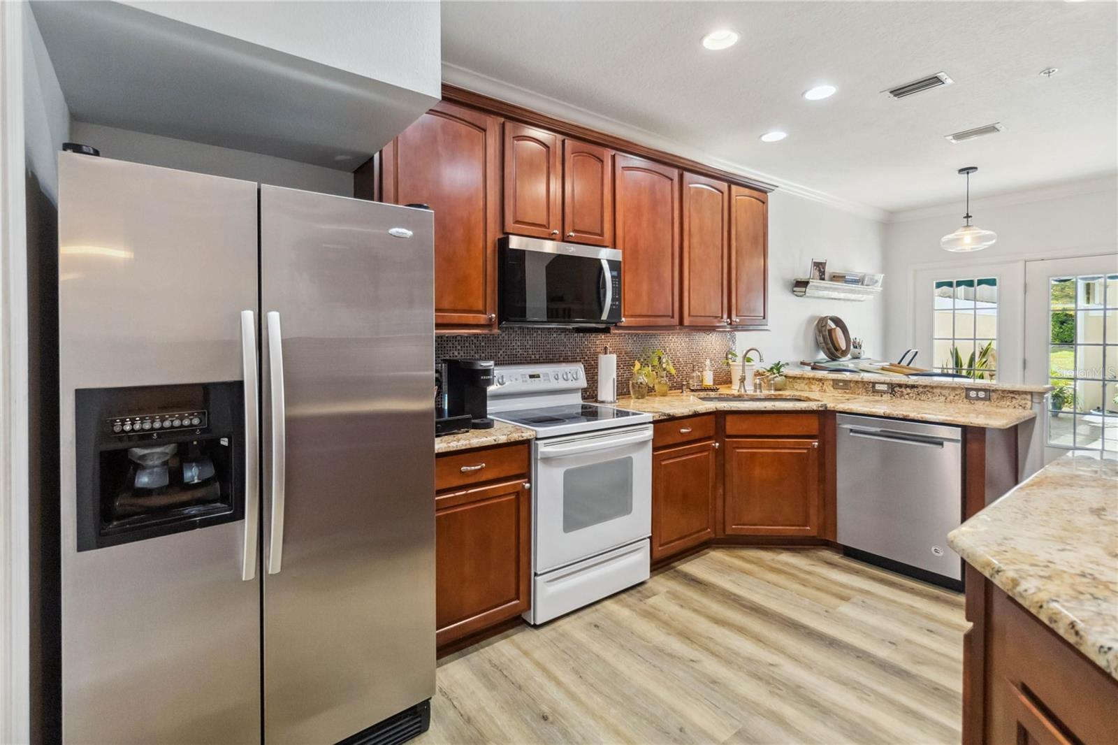 Image 4 of 32 For 9686 Cypress Pine Street