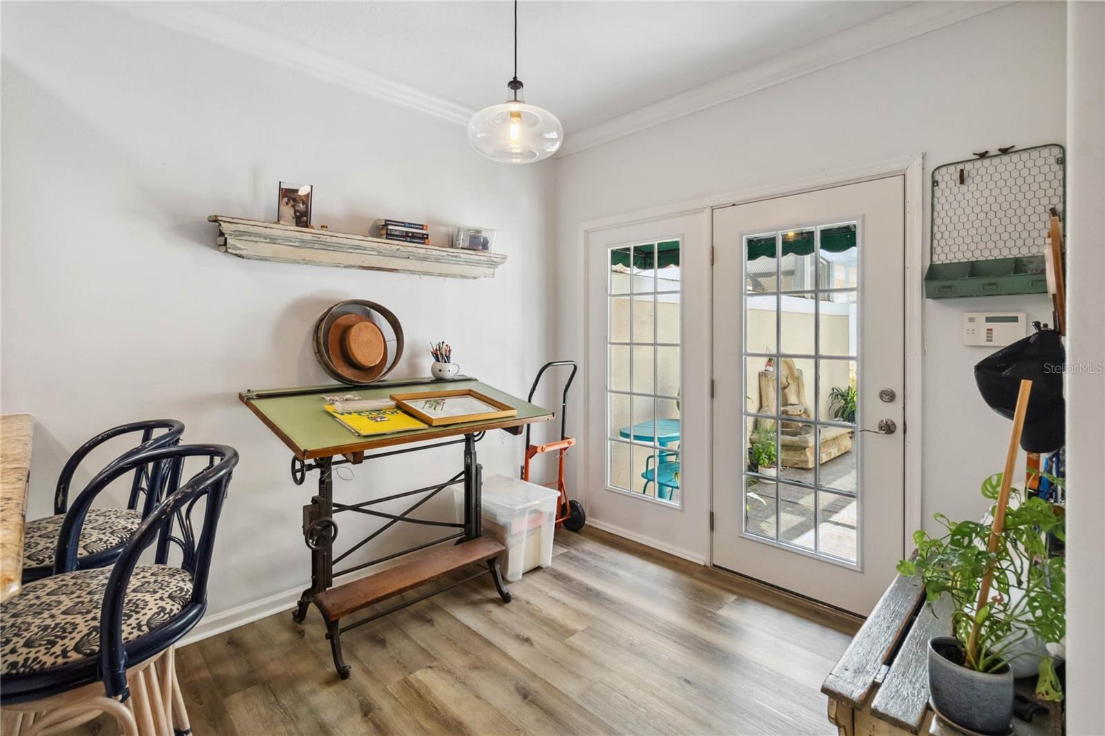 Image 7 of 32 For 9686 Cypress Pine Street