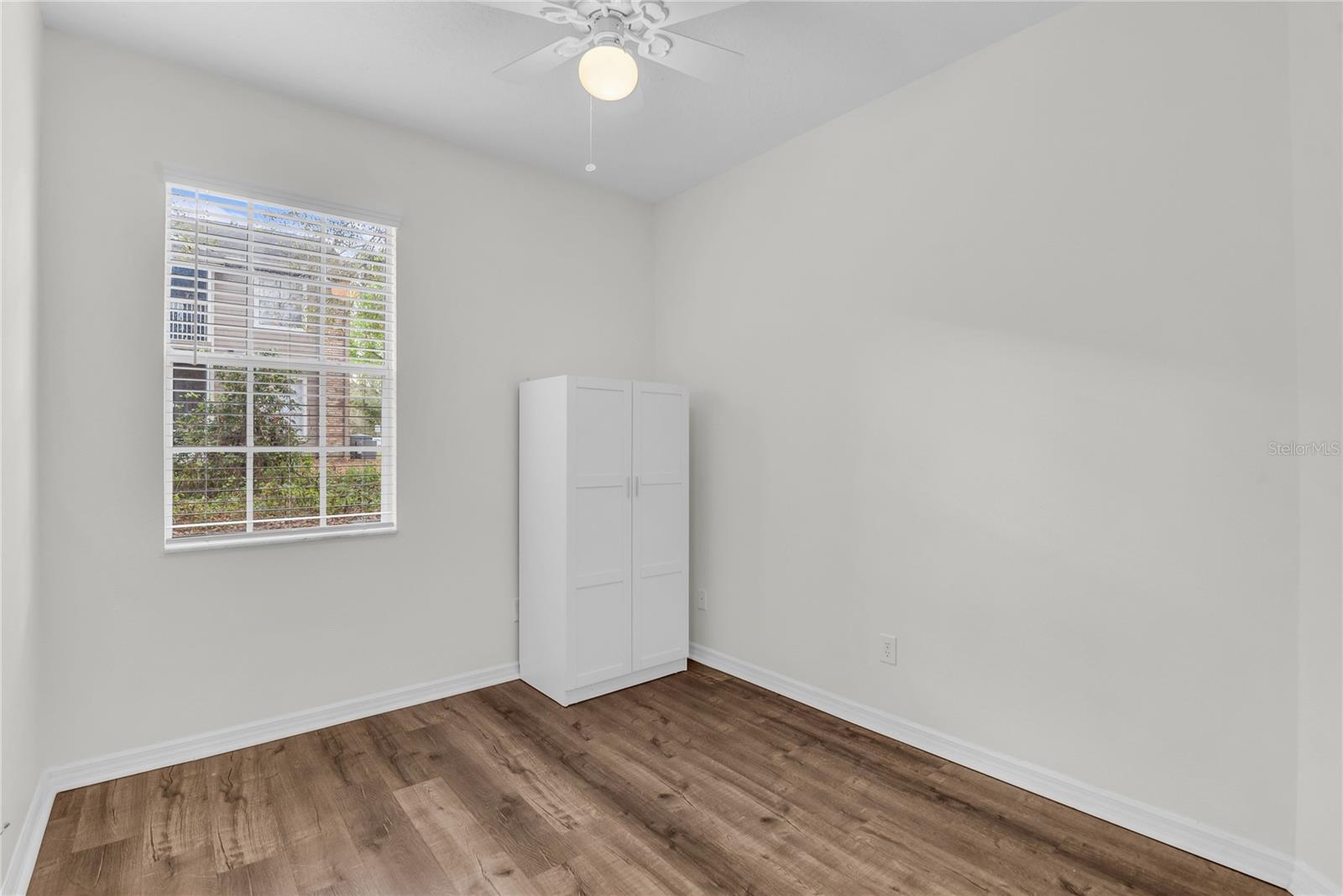 Image 23 of 39 For 3699 Oakdale Circle 105