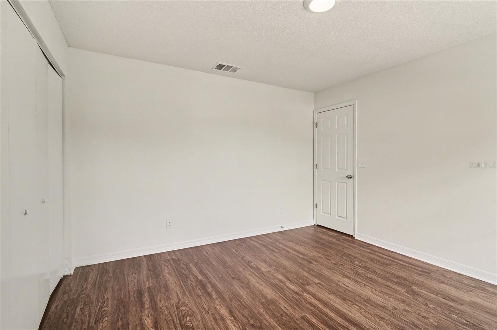 Image 23 of 30 For 314 Lancer Oak Drive