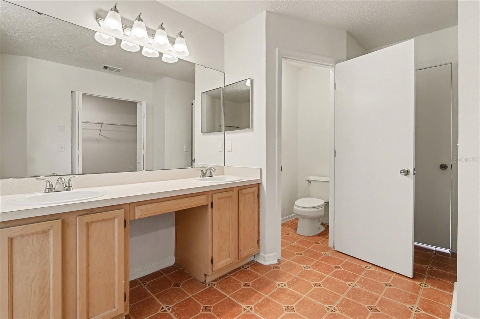 Image 28 of 30 For 314 Lancer Oak Drive