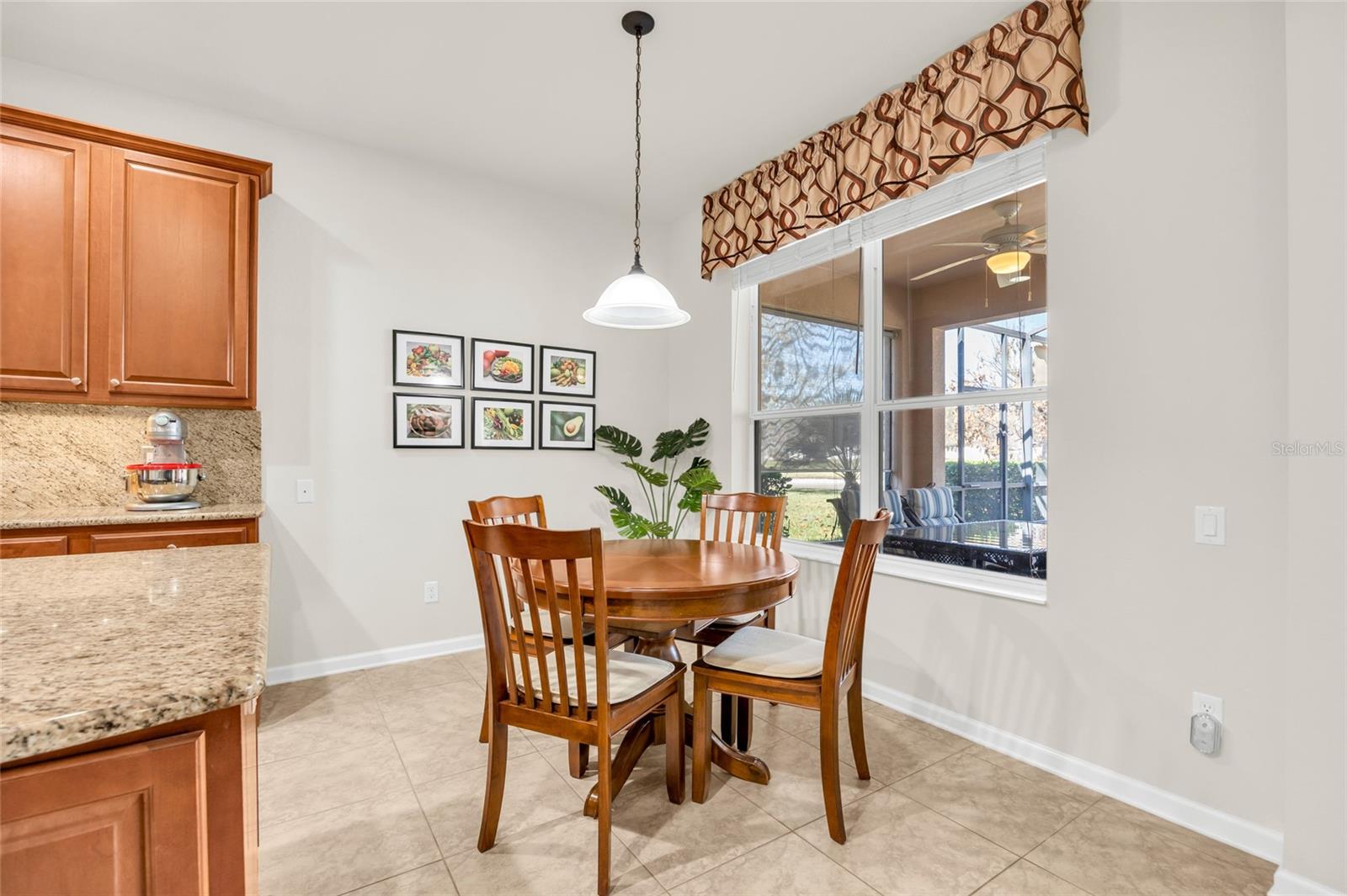 Image 18 of 76 For 7961 Esta Lane