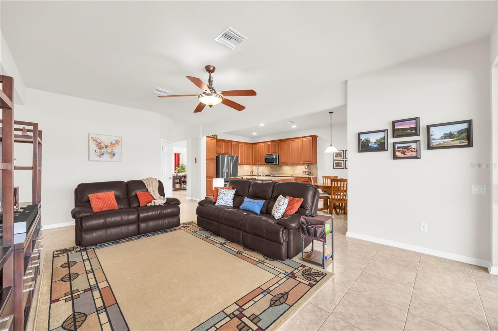 Image 19 of 76 For 7961 Esta Lane