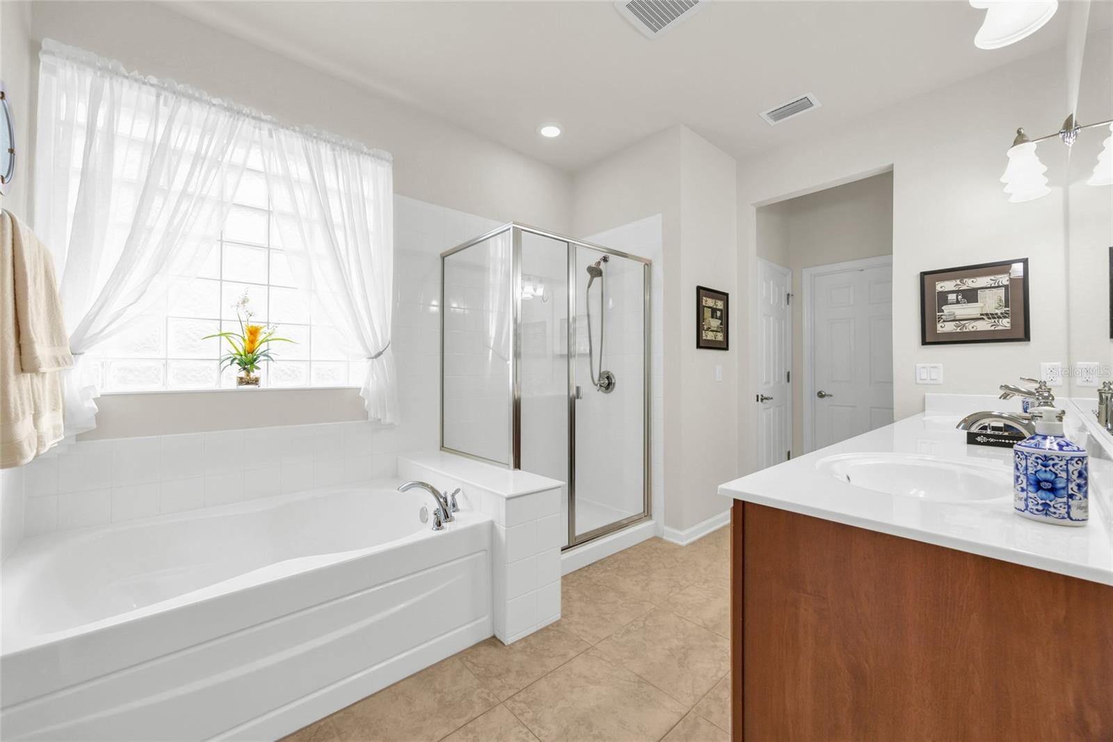 Image 27 of 76 For 7961 Esta Lane