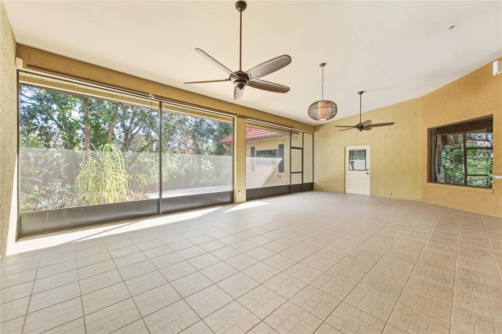 Image 25 of 58 For 4549 Helena Drive