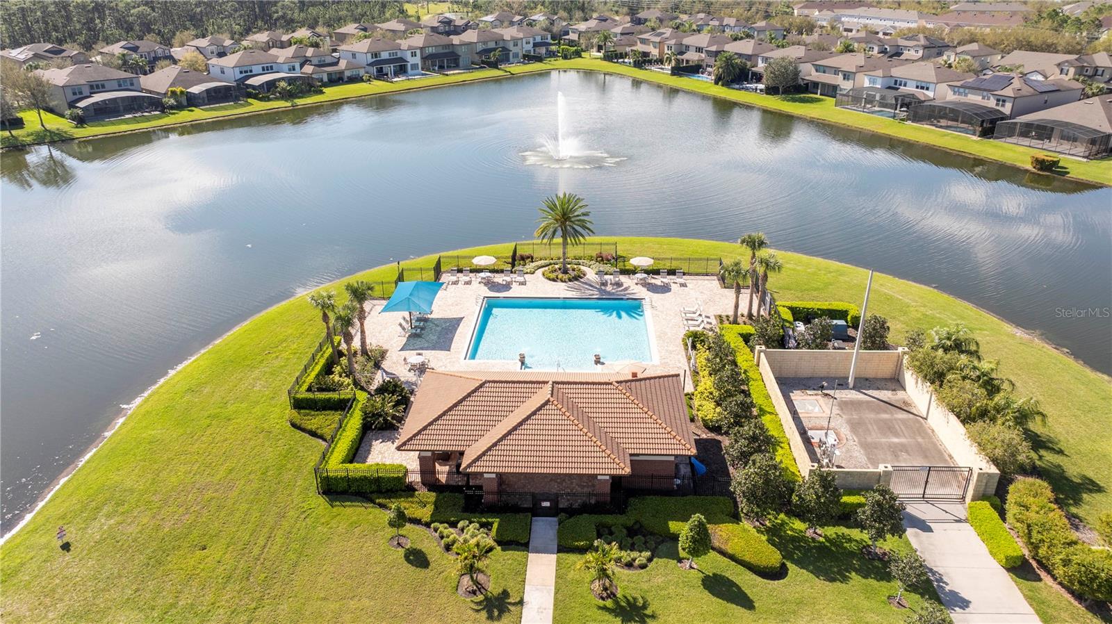 Image 12 of 100 For 9442 Royal Estates Boulevard