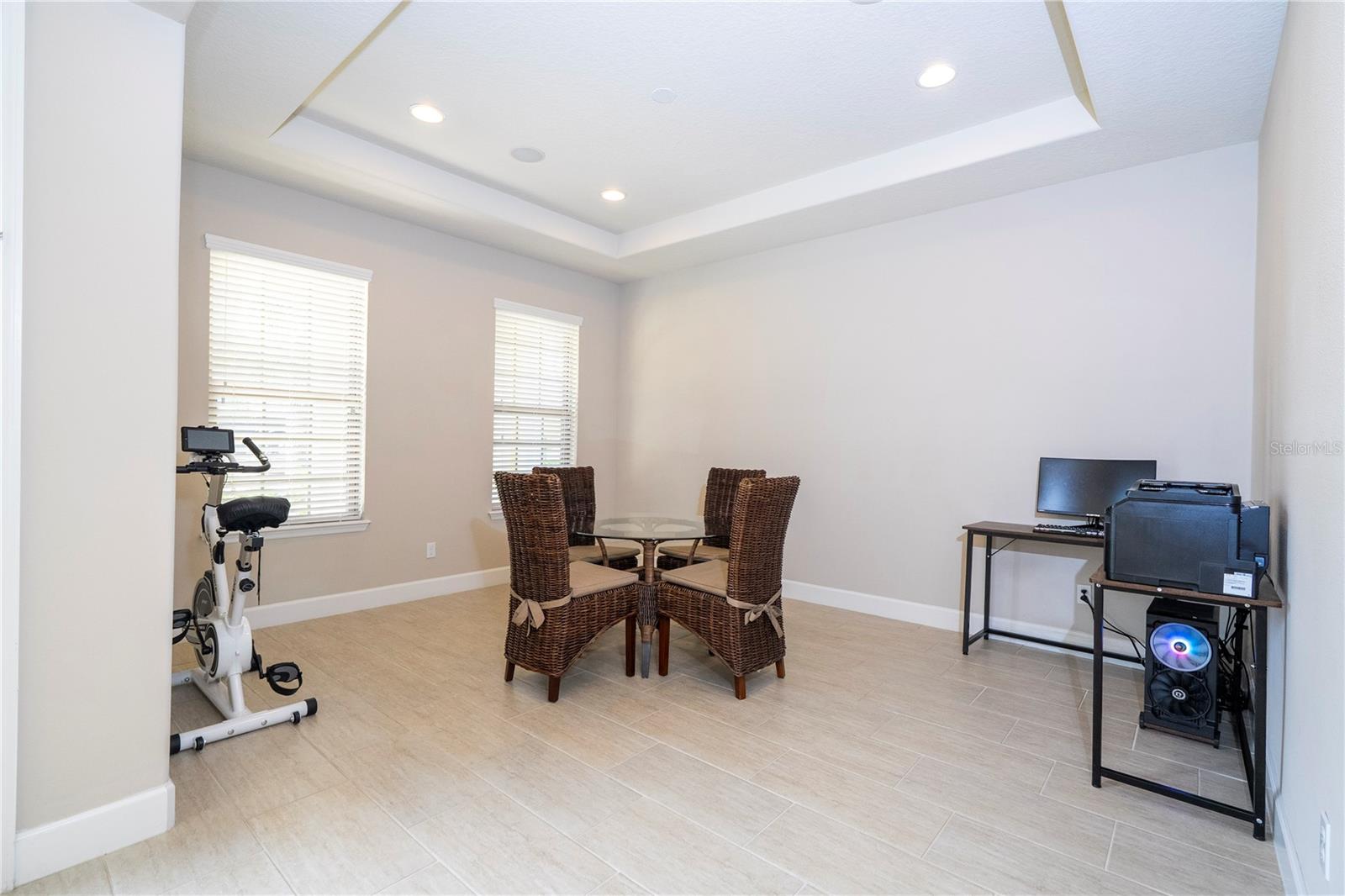 Image 31 of 100 For 9442 Royal Estates Boulevard