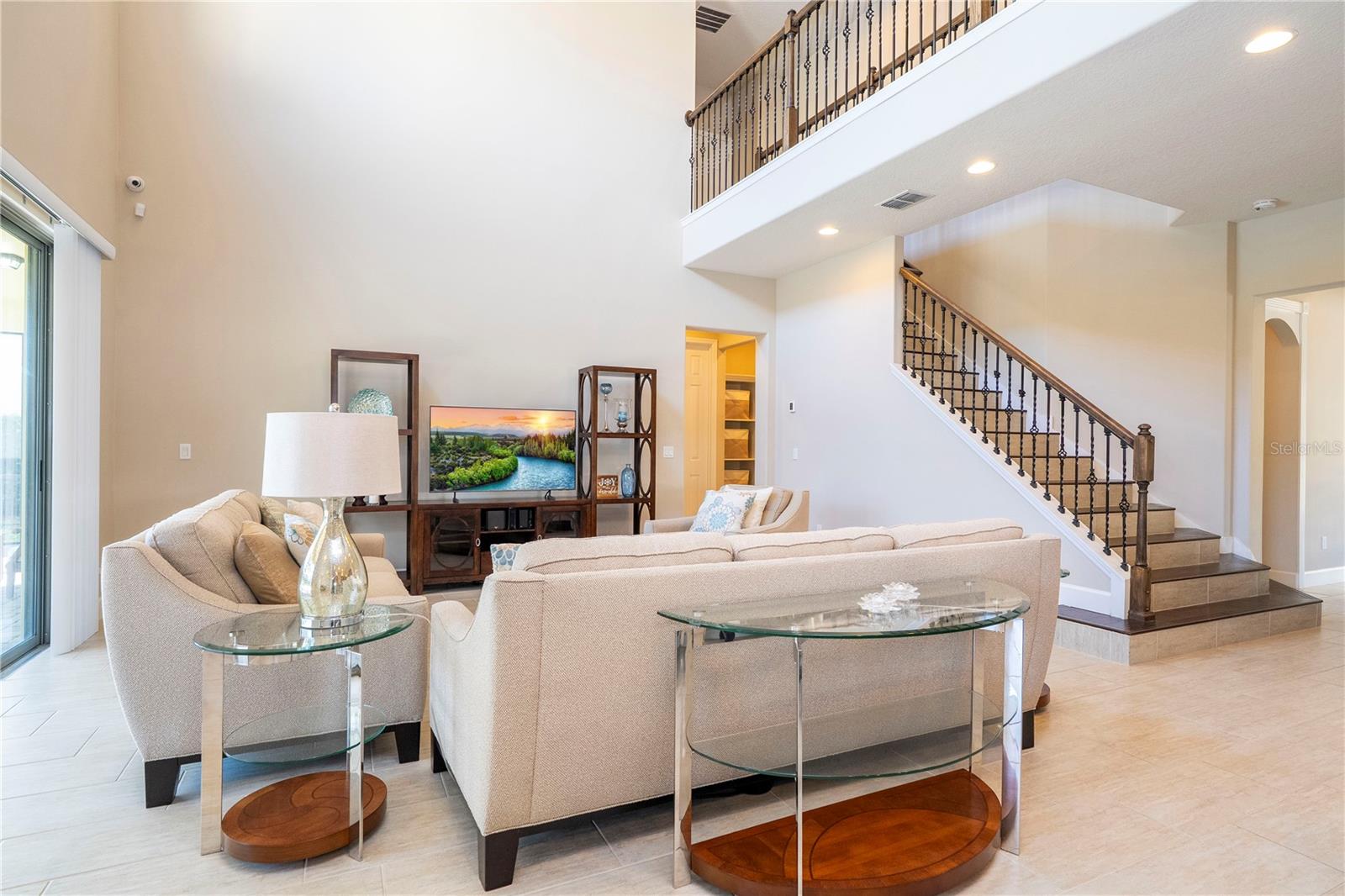 Image 46 of 100 For 9442 Royal Estates Boulevard