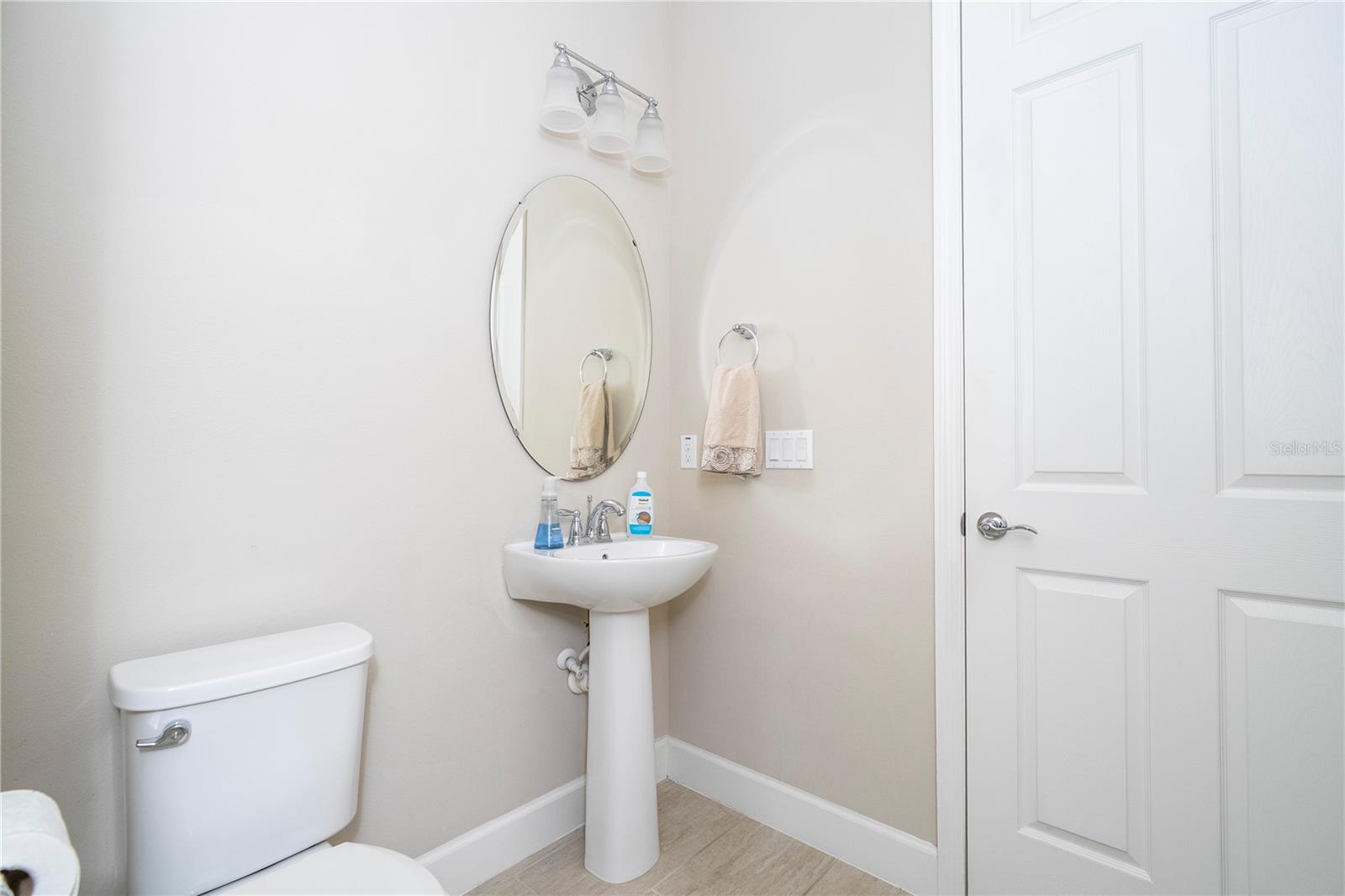 Image 56 of 100 For 9442 Royal Estates Boulevard