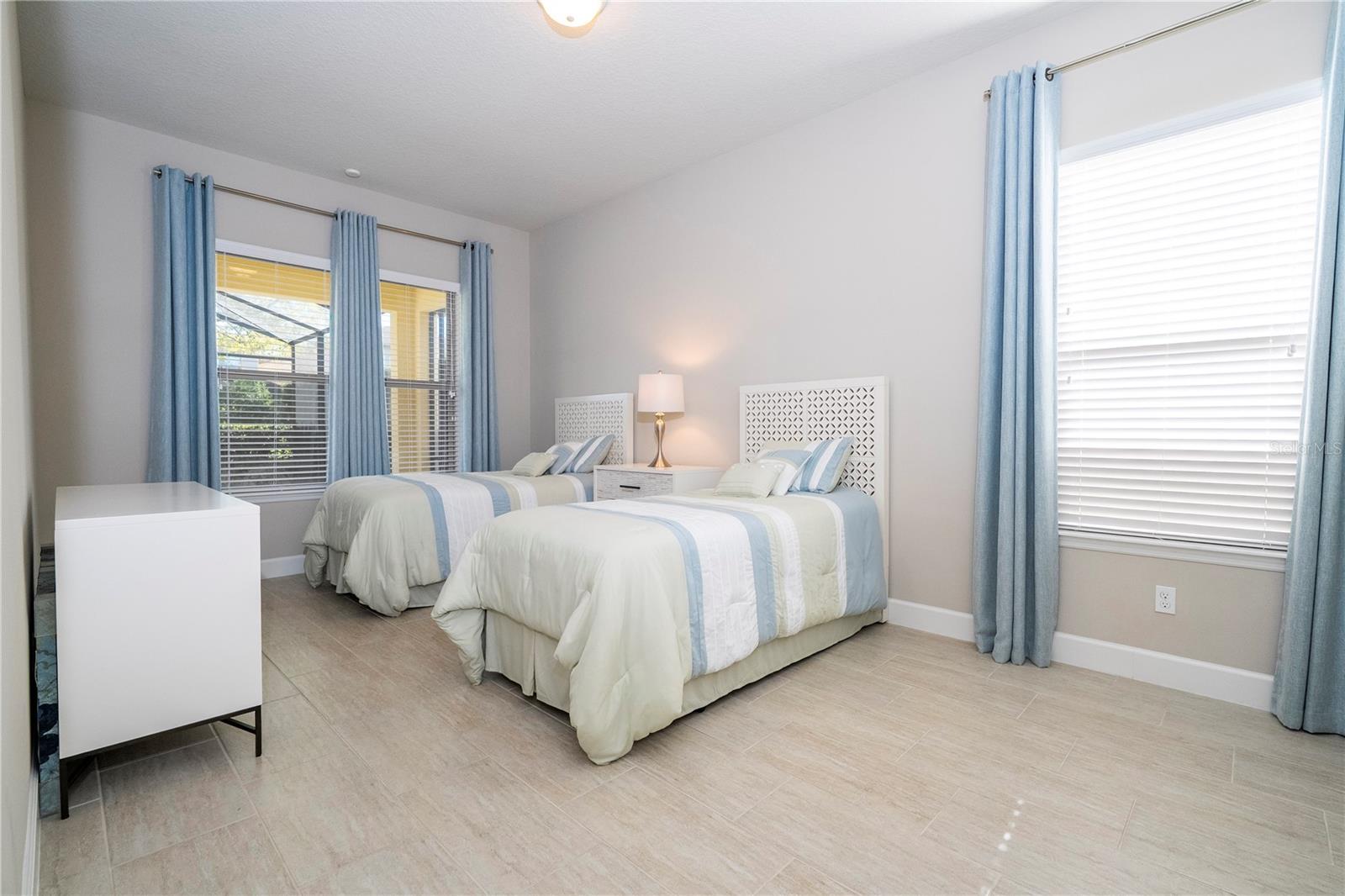 Image 57 of 100 For 9442 Royal Estates Boulevard