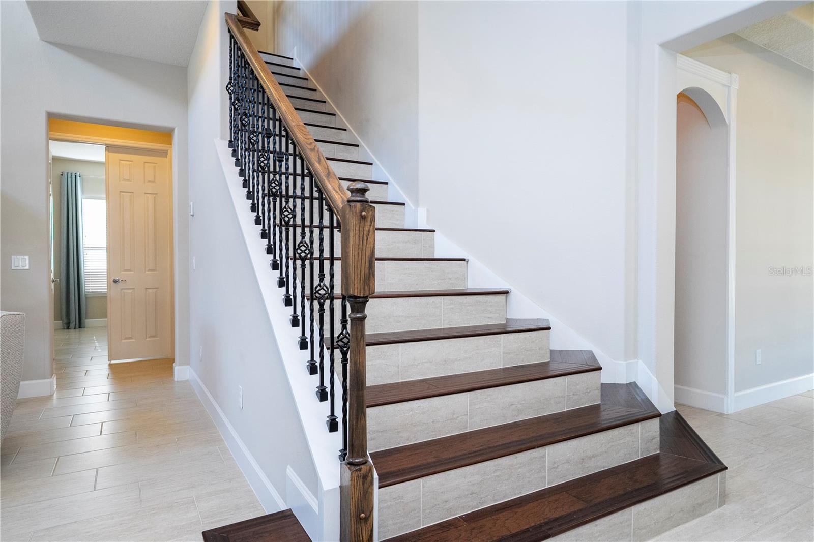 Image 61 of 100 For 9442 Royal Estates Boulevard