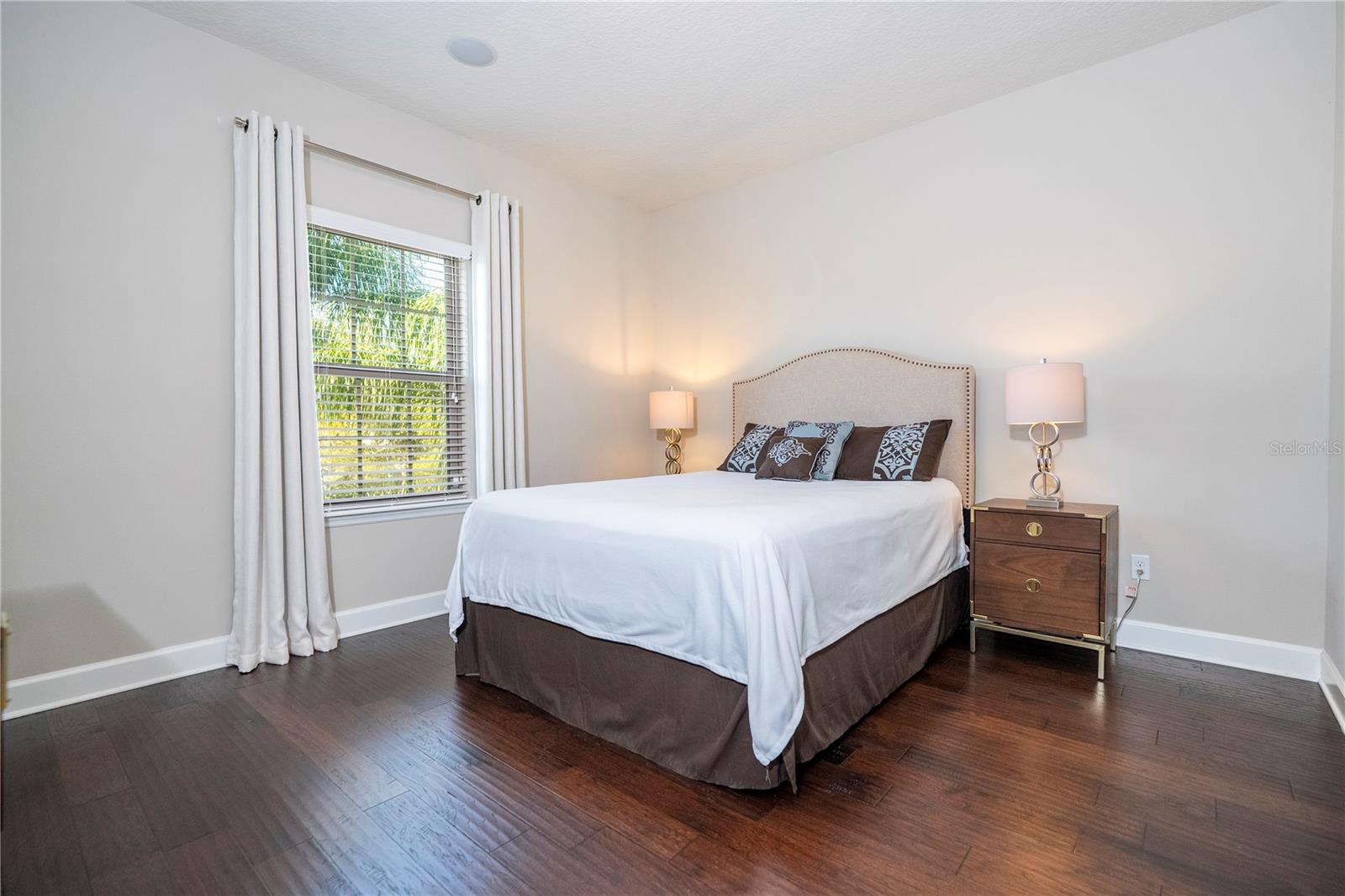 Image 69 of 100 For 9442 Royal Estates Boulevard