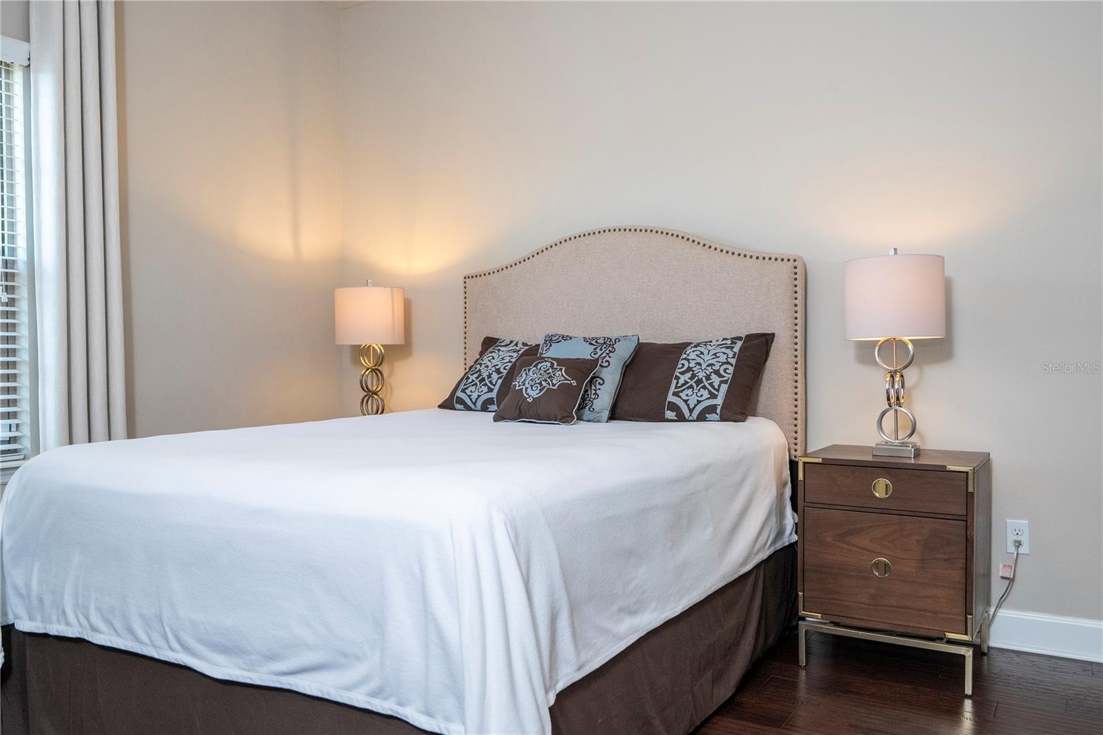 Image 70 of 100 For 9442 Royal Estates Boulevard