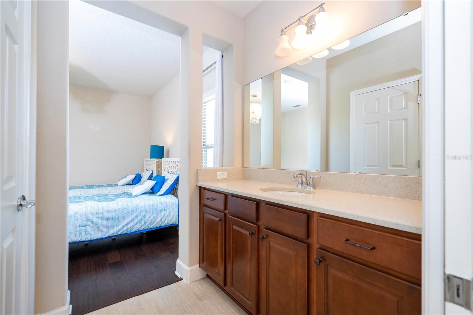 Image 83 of 100 For 9442 Royal Estates Boulevard