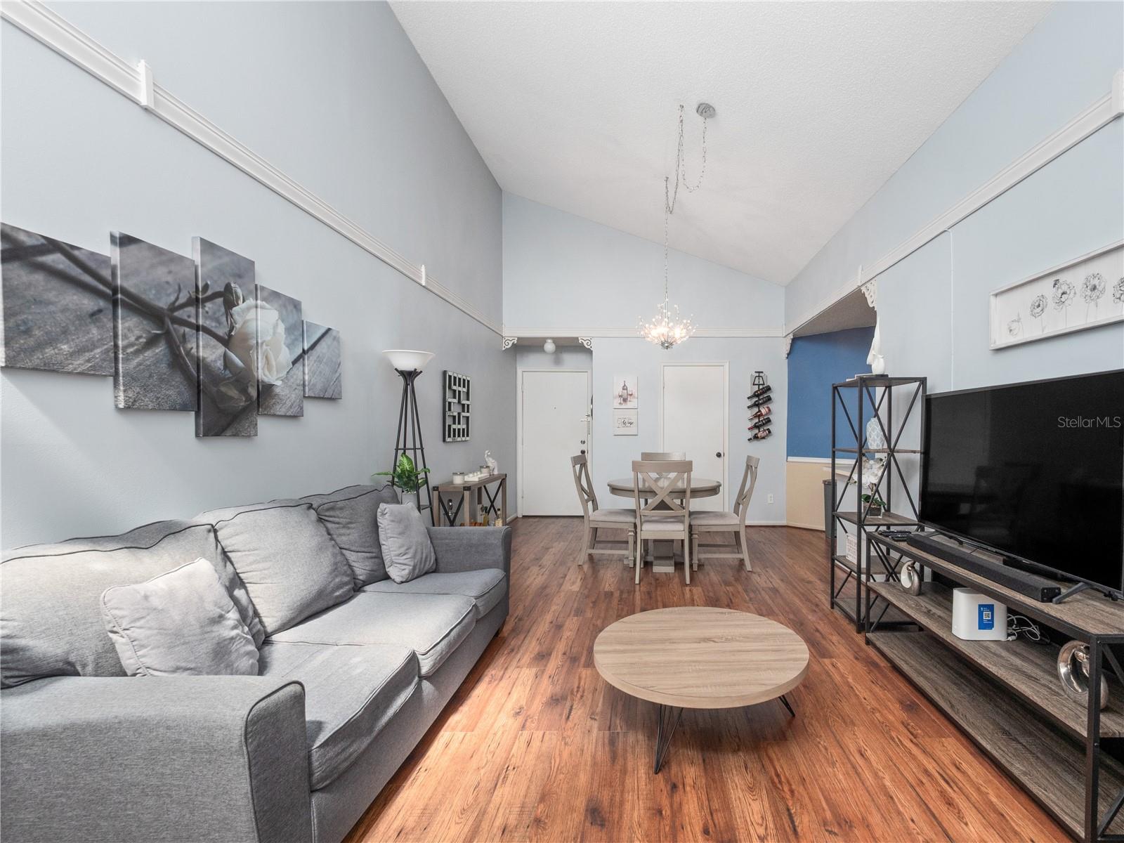 Image 4 of 22 For 3974 Atrium Drive U 3