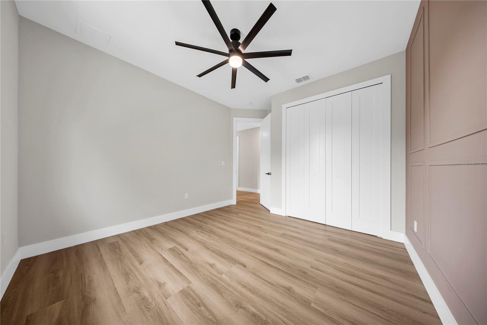 Image 36 of 54 For 1937 Marks Street