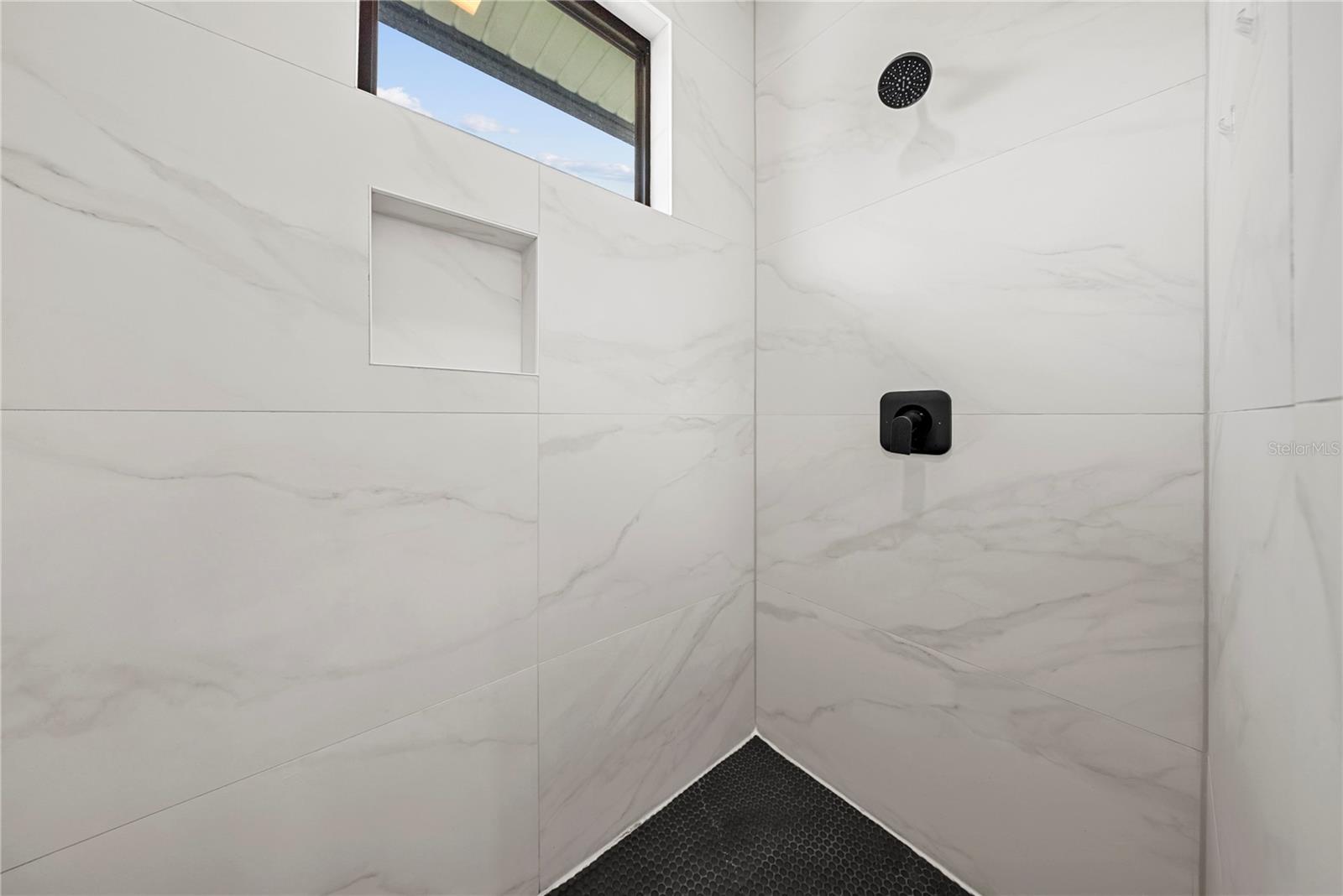 Image 43 of 54 For 1937 Marks Street