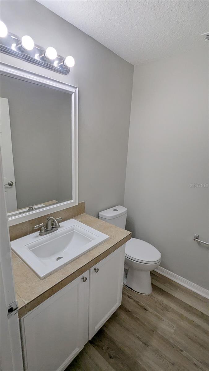 Image 12 of 22 For 433 Eastbridge Drive