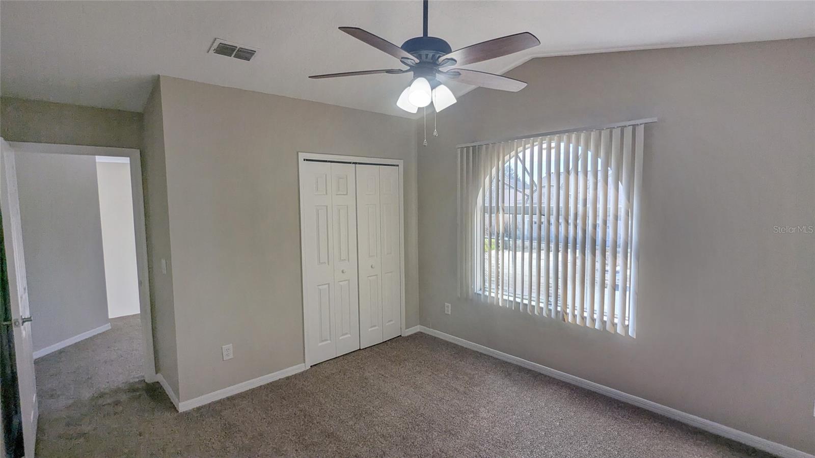 Image 18 of 22 For 433 Eastbridge Drive