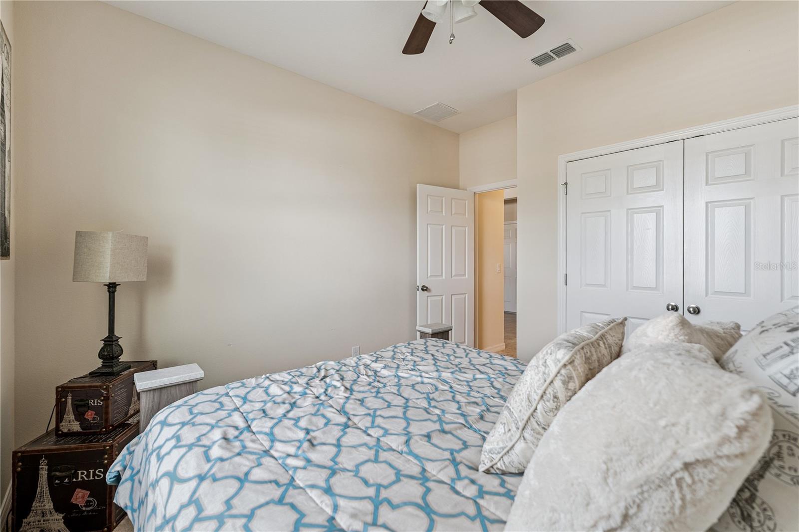 Image 23 of 35 For 4633 Baymoor Drive