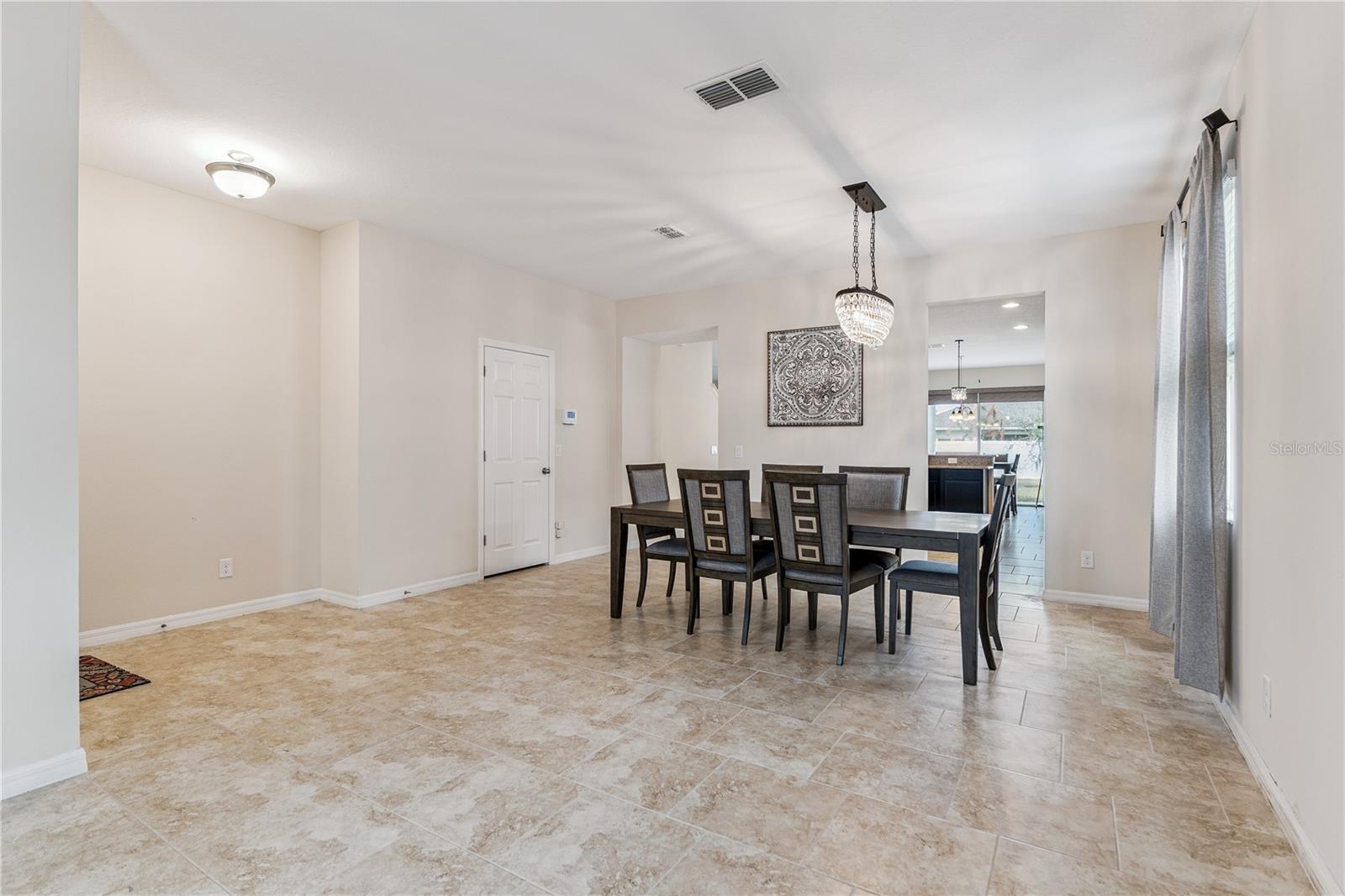 Image 5 of 35 For 4633 Baymoor Drive