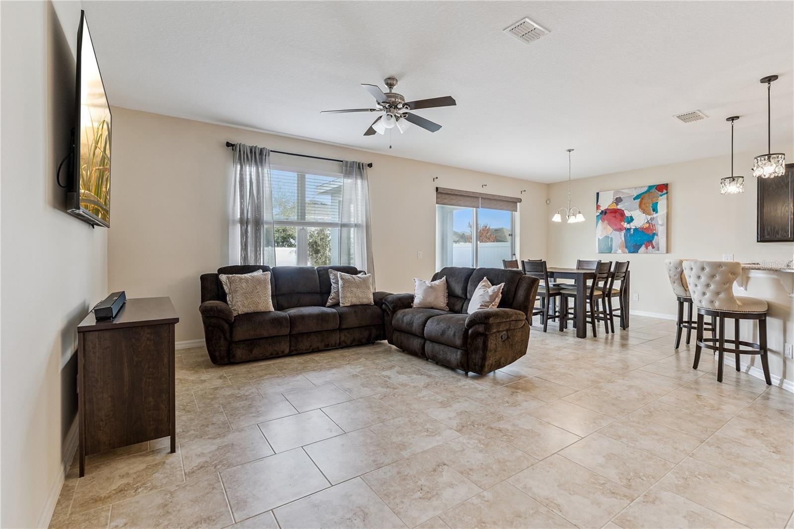 Image 6 of 35 For 4633 Baymoor Drive