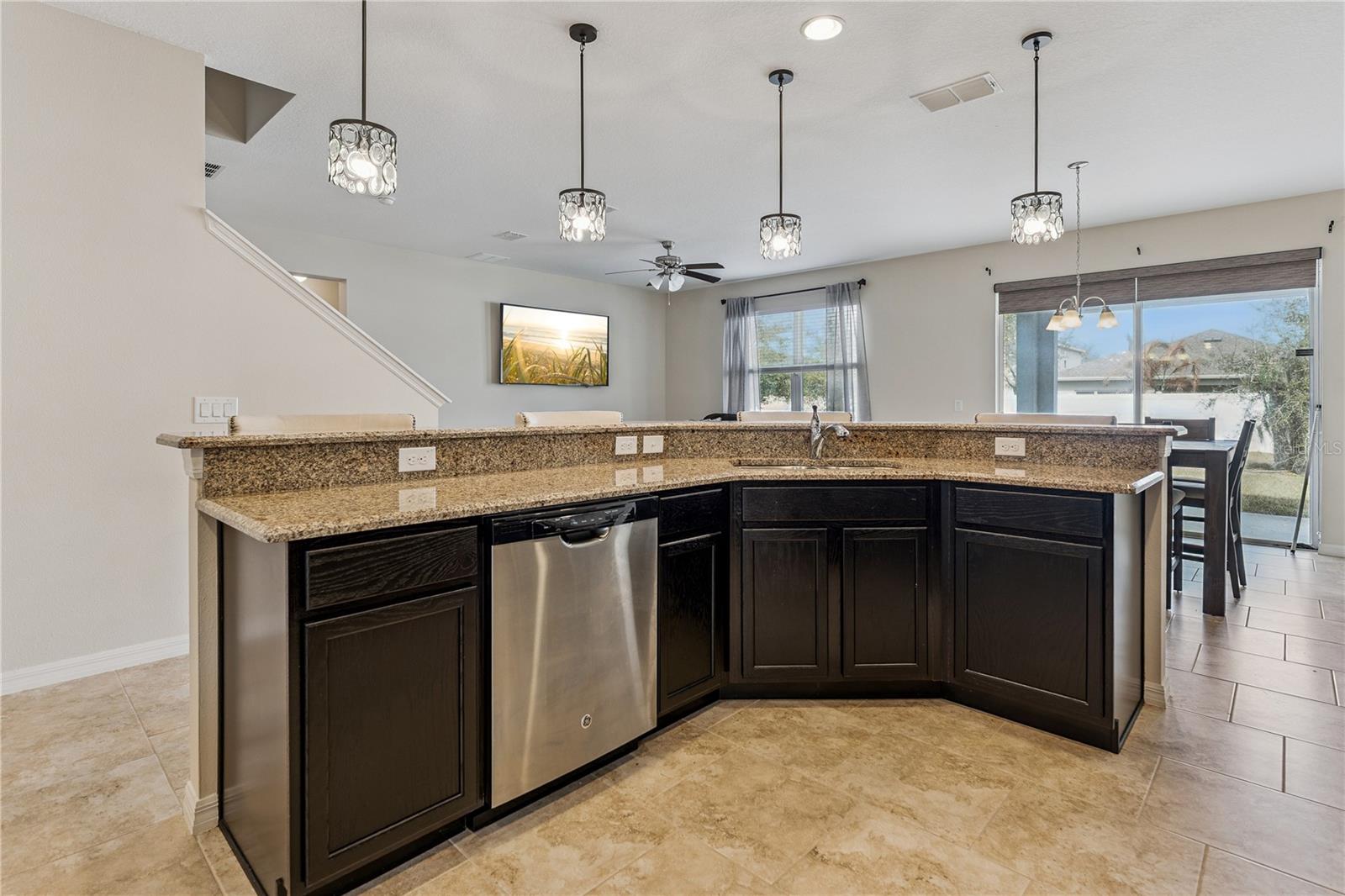 Image 9 of 35 For 4633 Baymoor Drive