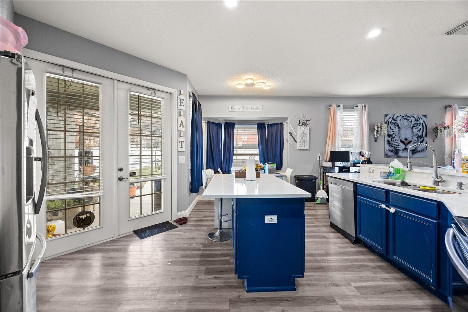 Image 10 of 34 For 2863 Boating Boulevard