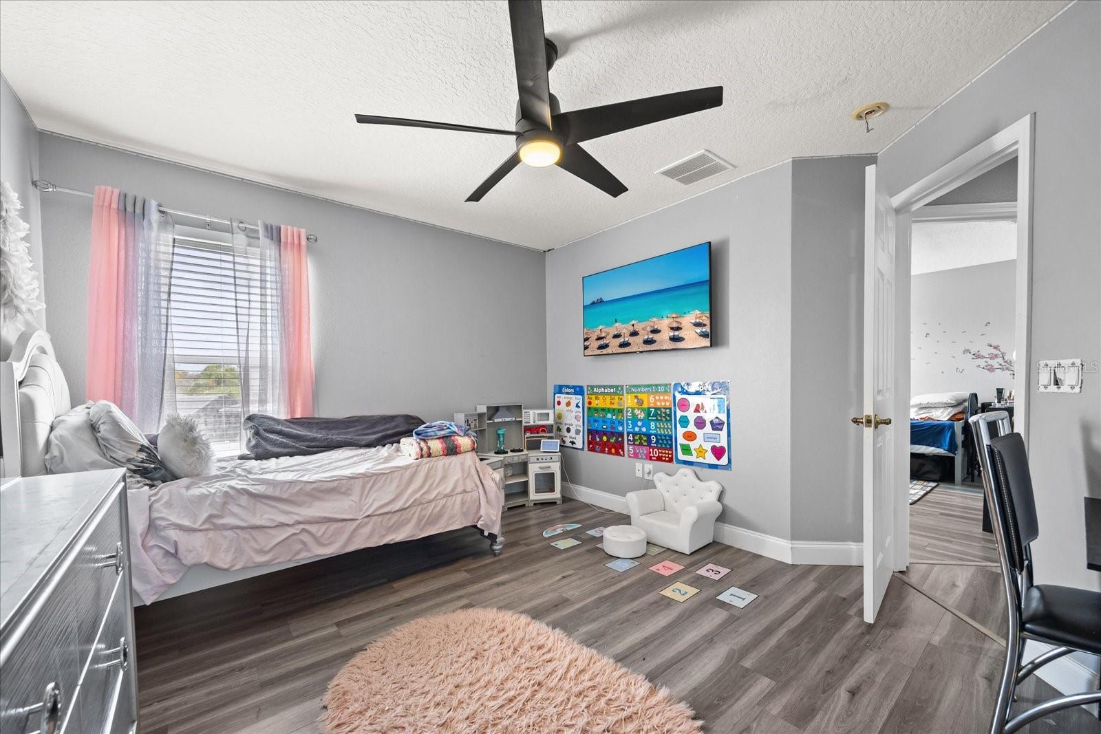 Image 13 of 34 For 2863 Boating Boulevard