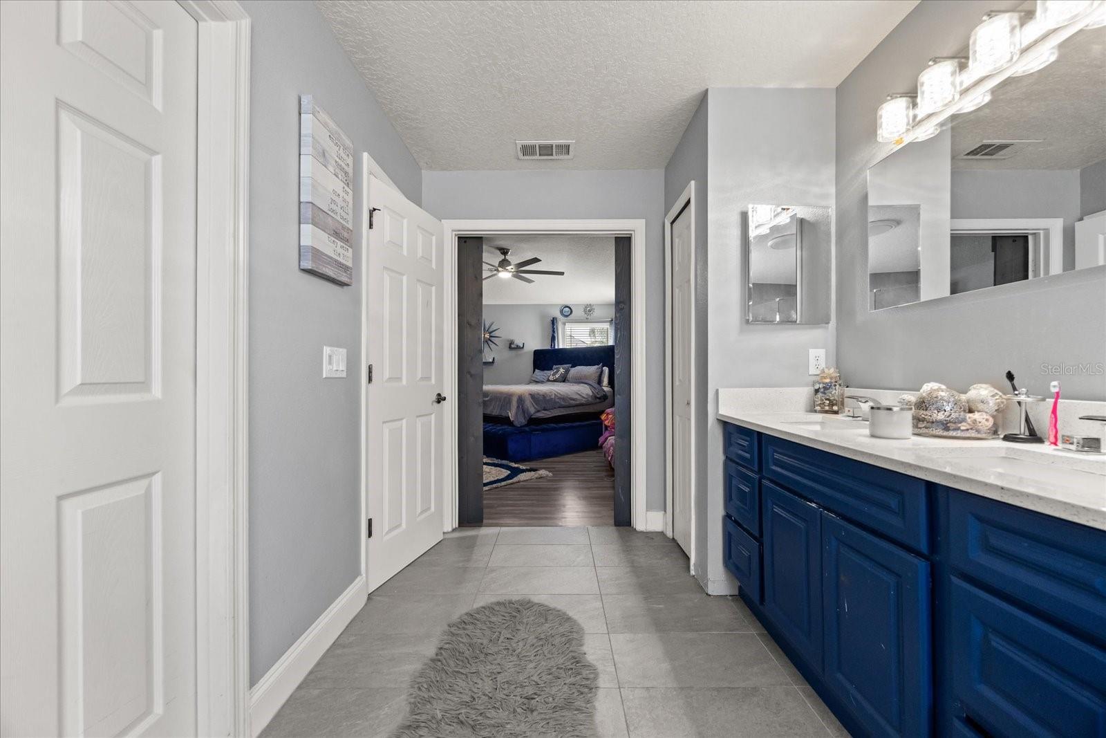 Image 23 of 34 For 2863 Boating Boulevard