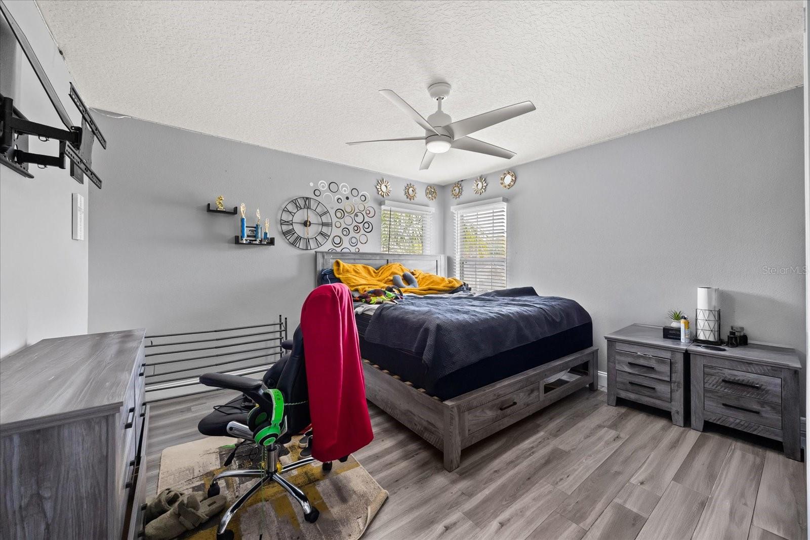 Image 24 of 34 For 2863 Boating Boulevard