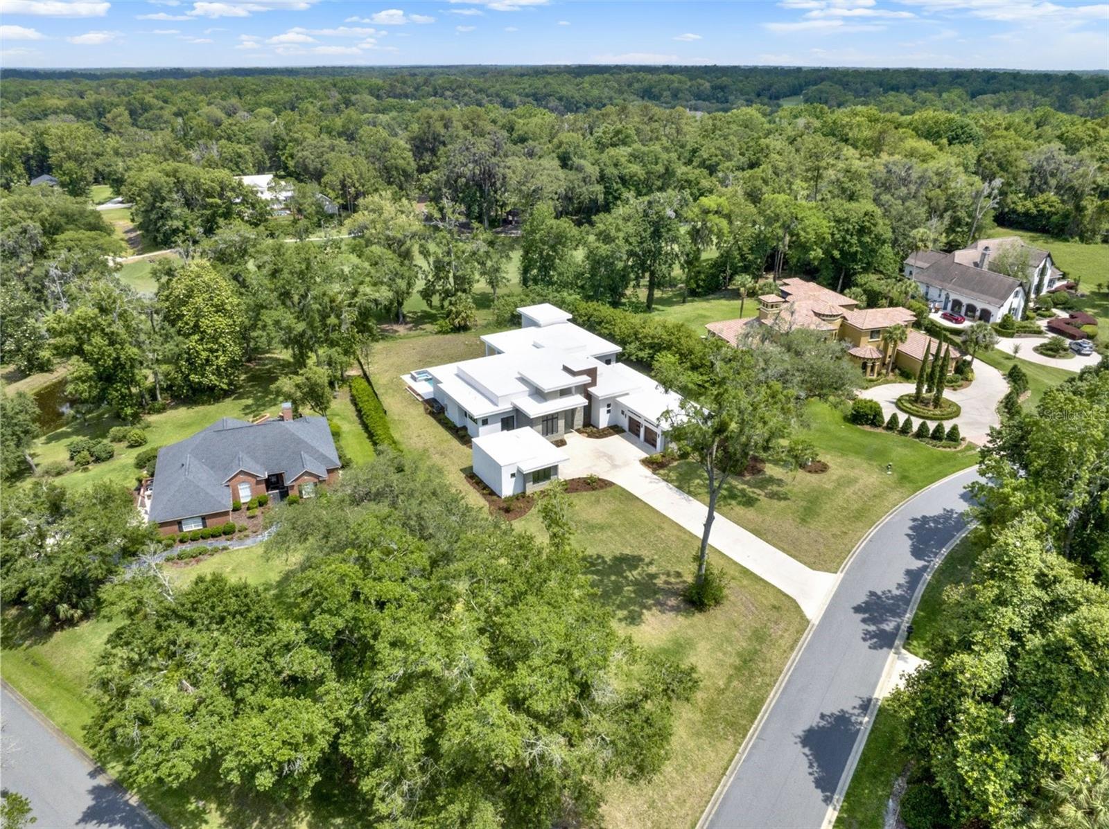 Image 16 of 100 For 7615 12th Circle