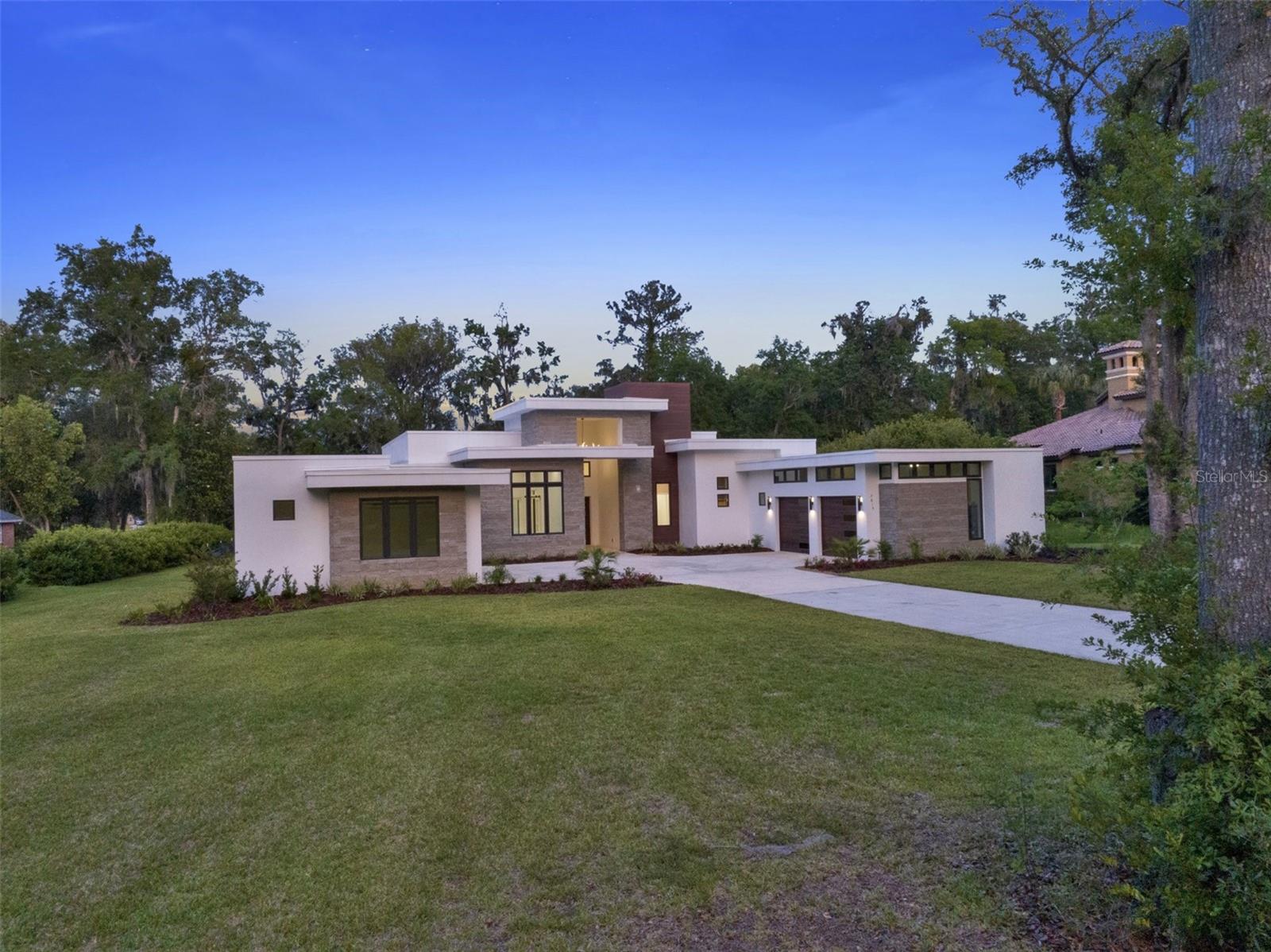 Image 25 of 100 For 7615 12th Circle