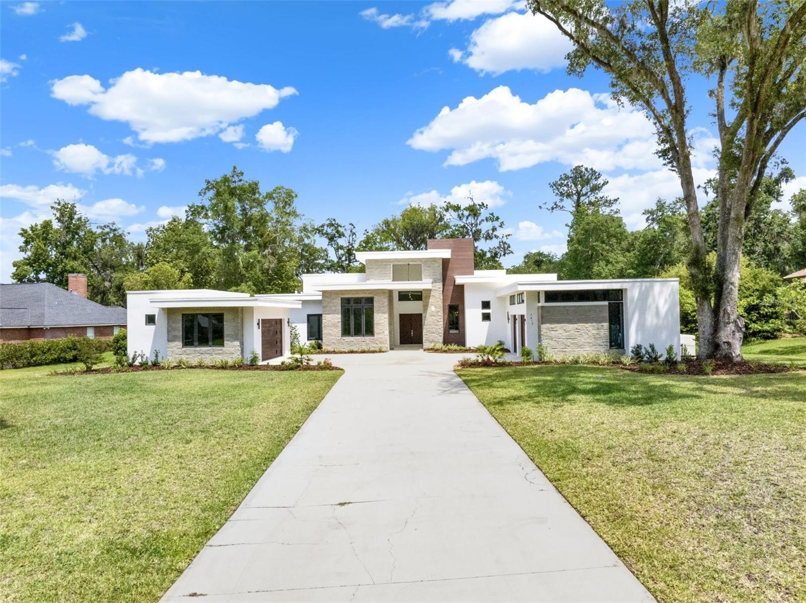 Image 3 of 100 For 7615 12th Circle