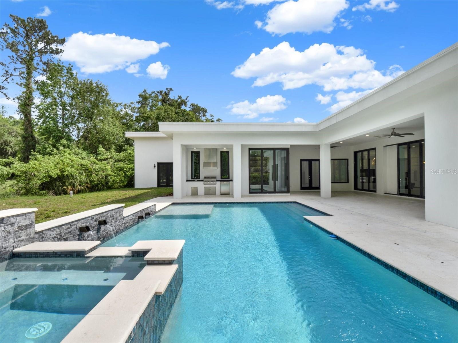 Image 39 of 100 For 7615 12th Circle