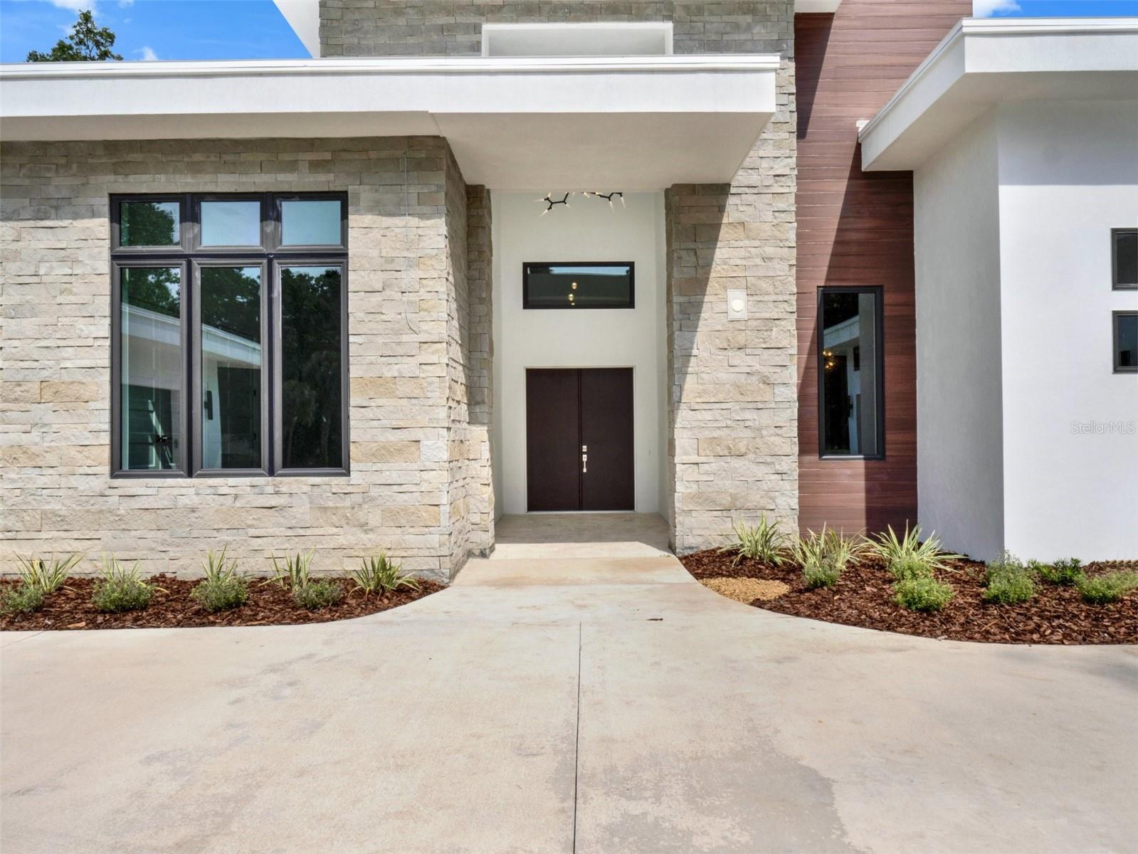 Image 42 of 100 For 7615 12th Circle