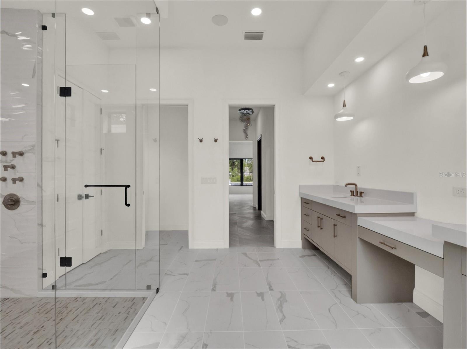 Image 51 of 100 For 7615 12th Circle